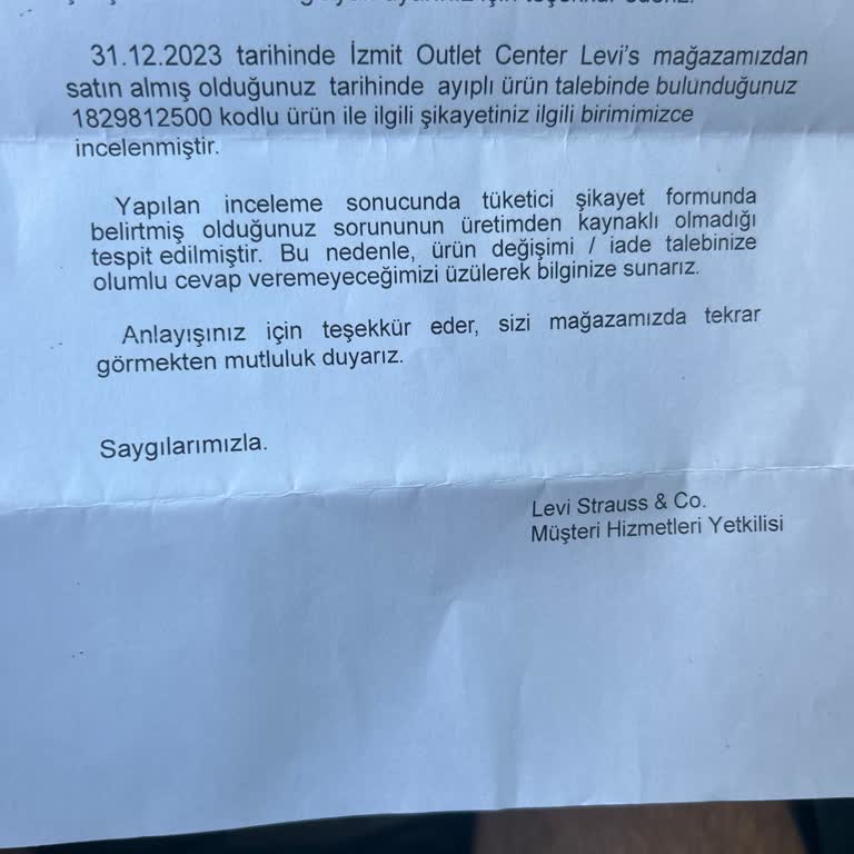 İzmit Outletcenter Levis Mağazası Şikayet Var