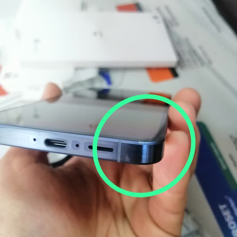 Kutudan Hasarlı Çıkan Samsung A55 5G