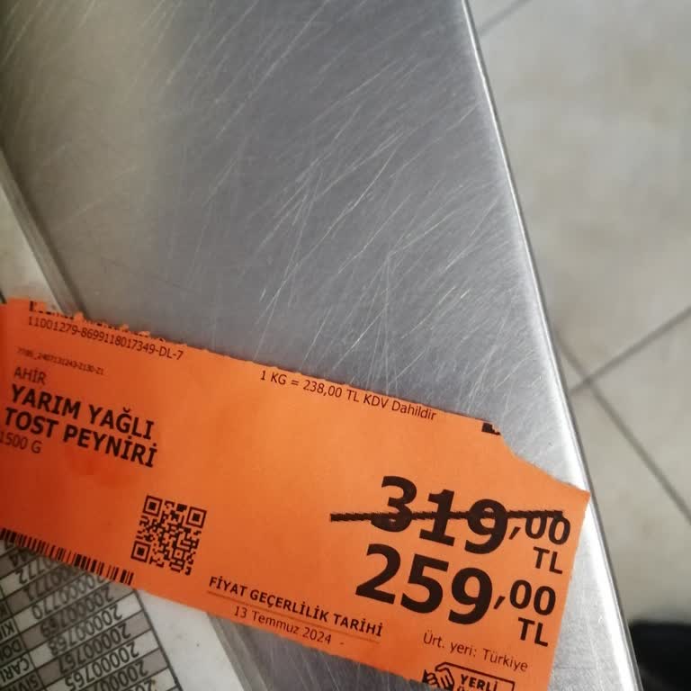 A101 Etiket Ve Kasada Fiyatlar Farklı Ve Müşterilerine Saygısız Davranıyor.