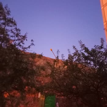 Aylardır Gediz Elektrik İn Yapmadığı Sokak Aydınlatma Si