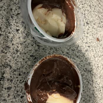 A101 Bozuk Profiterol Satıyor