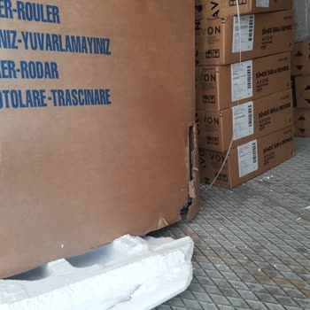 PTT Kargo Derin Dondurucunun Kolisinin Altından Köpükleri Çıkmış İade Ettim