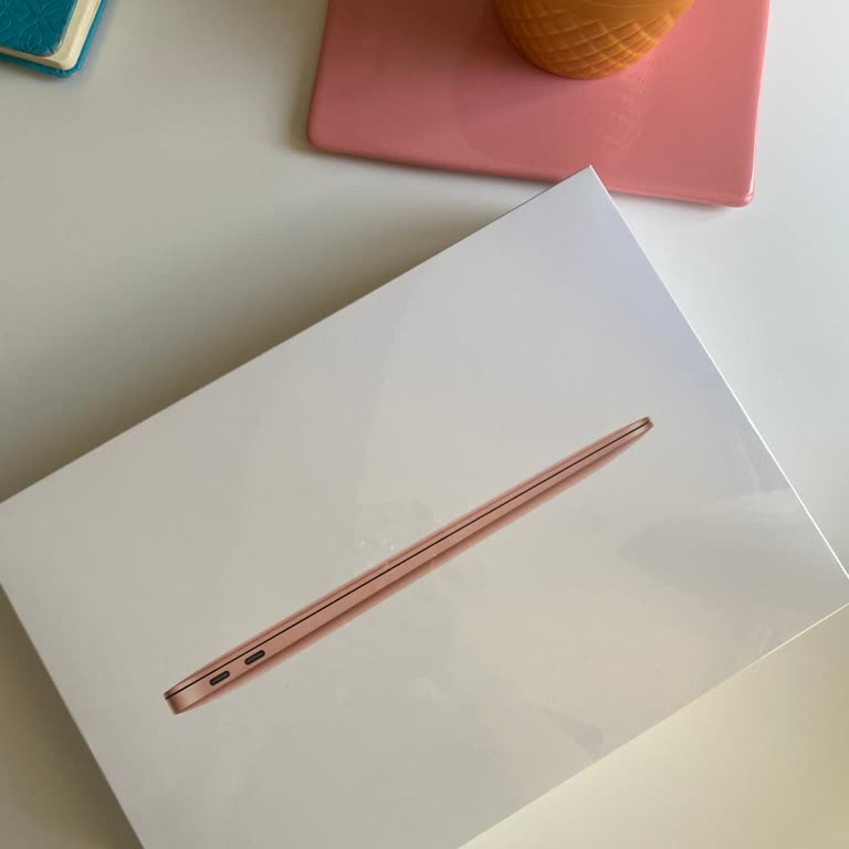 Apple Sıfır Aldığım M1 Macbook Bozuk Çıktı