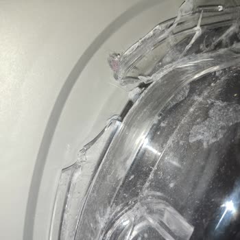 The Hoover H-Dry 500 Water Tank Fell Off and Broke