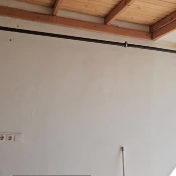 Fortes Mühendislik Gaz Boruları Bina Üzerinde Ve Verilen Zarar Düzeltilmemiş!