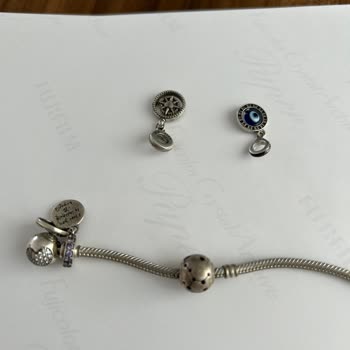 Shopier Pandora Bileklik Ve Charm'ların Hızla Kararması