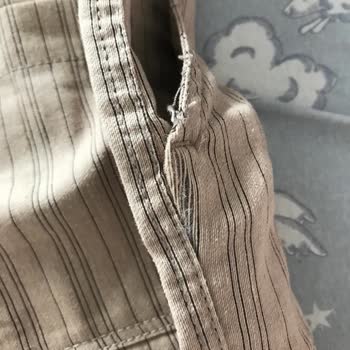 Zara Yırtık Pantolonun Değişimi Veya İadesi