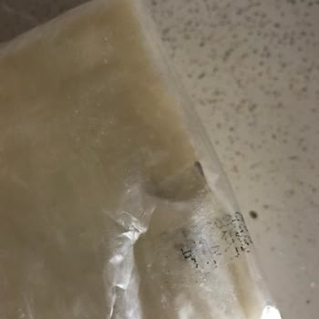 Kaya Çiftliği Kontrol Sağlanmadan Satılan Ürün İçinde Cam Parçası Cıktı