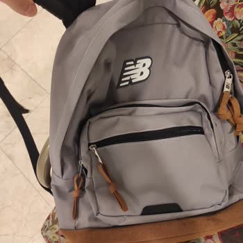 New Balance Çanta Hatalı Ürün Gönderiyorlar