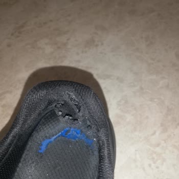Skechers Ayakkabı Aldım Çok Çabuk Problem Oluştu