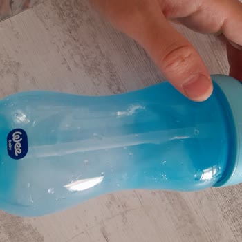 Wee Baby Mavi Suluk Koku Yapıyor