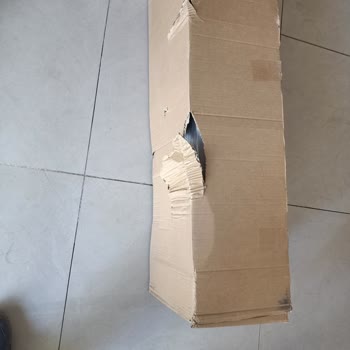 Yurtiçi Kargo Kargo Ambalaj Hasarlı Bir Şekilde Geldi