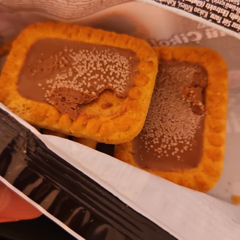 Eti Gıda Sütlü Çikolatalı Bisküvi Deneyimi