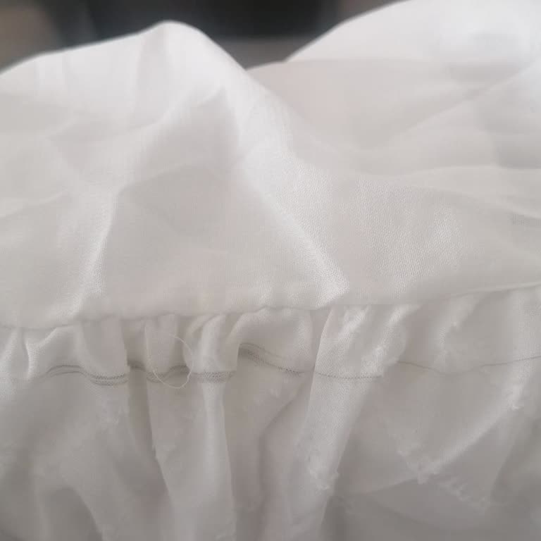 Bymervebeter İnternette Butikte Kıyafet Şikayeti