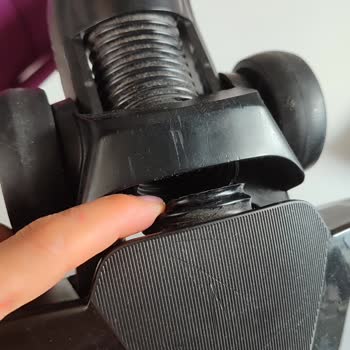 Tefal Süpürge Başlığı Hortumu Yırtıldı