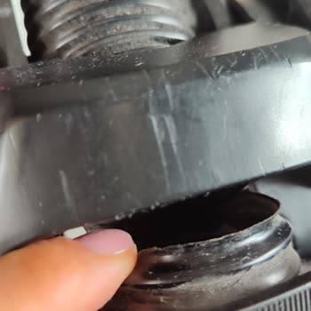 Tefal Süpürge Başlığı Hortumu Yırtıldı