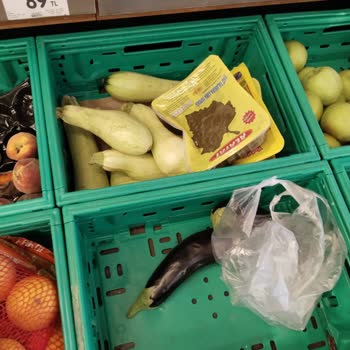 Şok Marketler Bozulmuş Manav Reyonları