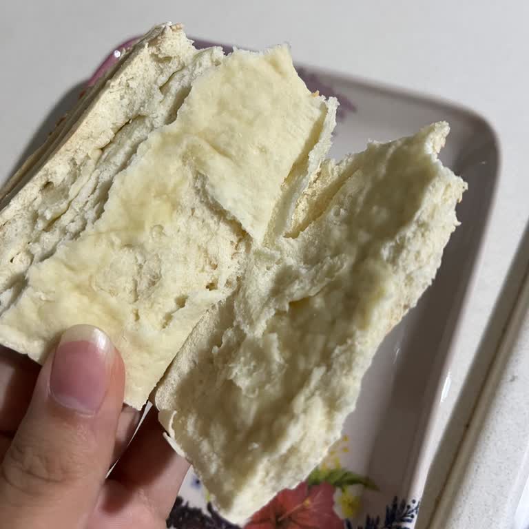 Superfresh Tostu Boş Bir Ekmek