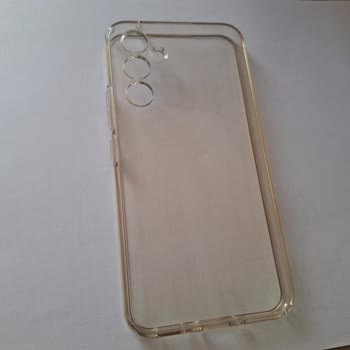 Spigen Türkiye Şeffaf Kılıf Sadece 2 Ayda Sapsarı Oldu