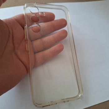 Spigen Türkiye Şeffaf Kılıf Sadece 2 Ayda Sapsarı Oldu
