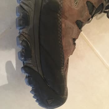 Kutupayısı Keen Marka Ayakkabı Deforme Olması