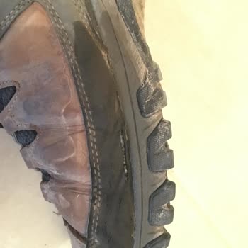 Kutupayısı Keen Marka Ayakkabı Deforme Olması