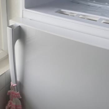 Samsung Buzdolabı Her Tarafından Su Akıyor