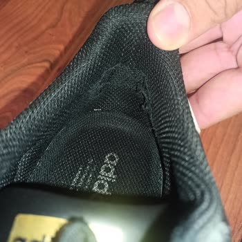 Boyner Adidas Ayakkabıdaki Kusuru Garanti Kapsamına Almamaktadır.