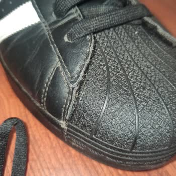 Boyner Adidas Ayakkabıdaki Kusuru Garanti Kapsamına Almamaktadır.