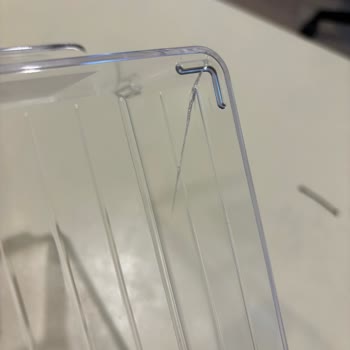 Meleni Home Saklama Kapların Kırık Çıkması