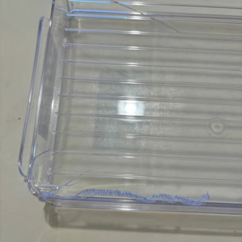 Meleni Home Saklama Kapların Kırık Çıkması