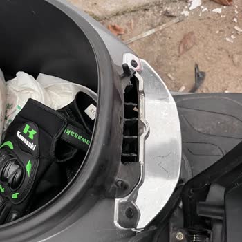 KYMCO New People Kırık Bagaj Havuzu