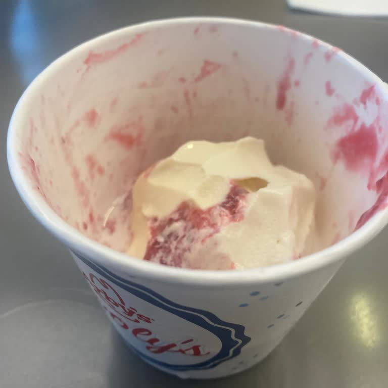 Arby's Dondurma Tadının Rezaletliği