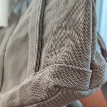 Maison Sacree Cannes Çantada Renk Değişimi