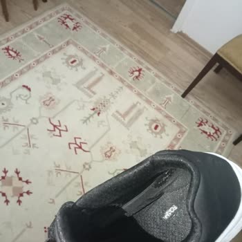 Ayakkabı Dünyası Ve İç Astar Problemi