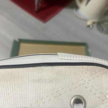 Kinetix FLO 20 Günlük Ayakkabımı UHU İle Yapıştırıp Gönderdi