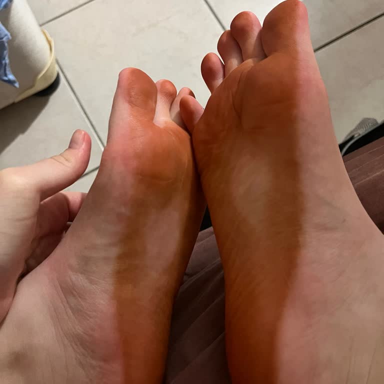 FLO Ayakkabı FLO'dan Aldığım Ürünün Ayağıma Boyası Çıktı Değişim Ve İade Almadılar