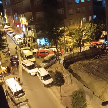 Emniyet Genel Müdürlüğü Gece Sorunsuzca Halka Rahatsızlık Verenlere Polis Müdahale Etmedi!