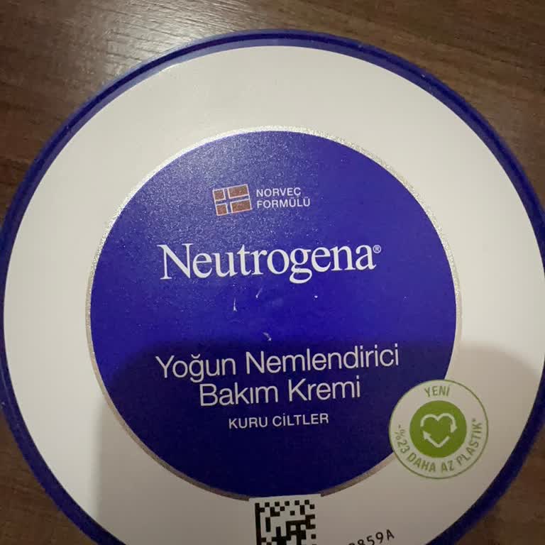 Neutrogena Nemlendirici Kremin Ciltten Soyulma Sorunu