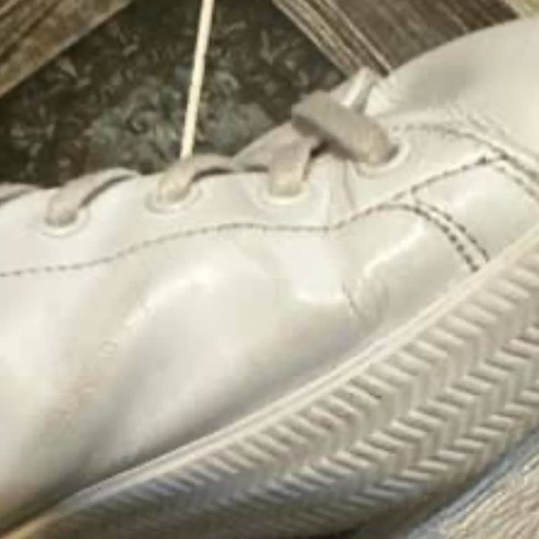 Lacoste Ayakkabı Kalıp Hatası