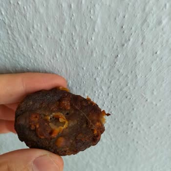 BİM Emin Kaşarlı Köfteden Kıl Çıktı