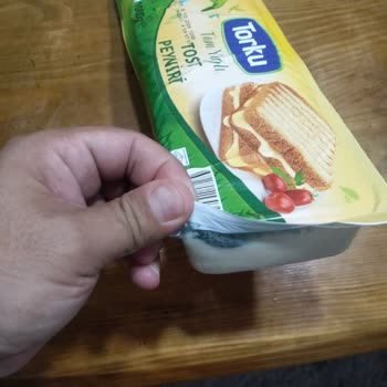 Torku Tost Peyniri İçinde Ne Var?