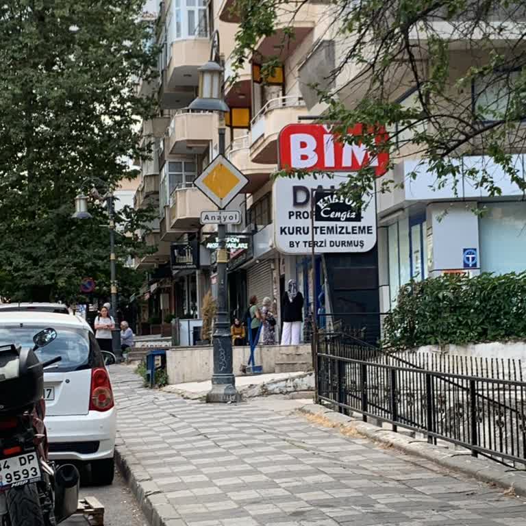 BİM Ve Çalışanların Uyanıklığı