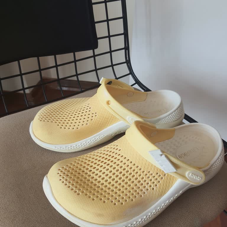 Crocs Terlik & Ayakkabı Beyaz Lite Ride Crocs Sararma