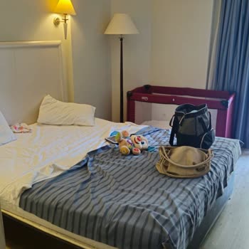 Etstur.com'un Sitesinde Olan Resimler Ve Karşılaştığımız Manzara.