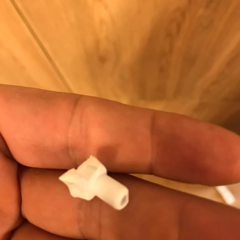 Vestel Klima Kapağı İlk Açmada Kendiliğinden Kırıldı