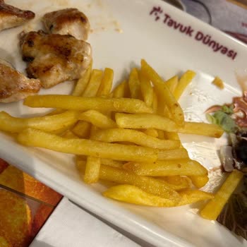 Tavuk Dünyası Teras Park Tavuk Dunyası Klasiği Lezzetsiz Ürünler