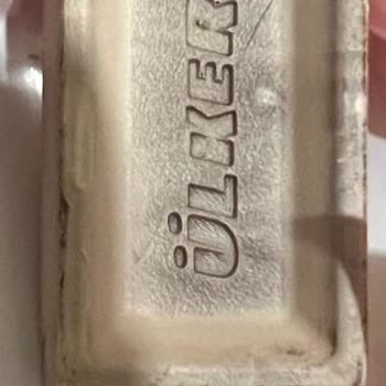 Ülker Napoliten Çikolata Bozmuş...