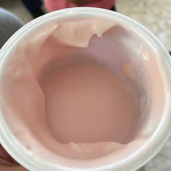 Danone'nin Çilekli Yoğurdu Tam Bir Hüsran.