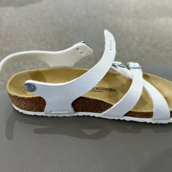 SuperKids Süpermişsin Birkenstock Çocuk Sandalet 3 Giyişinde Koptu!